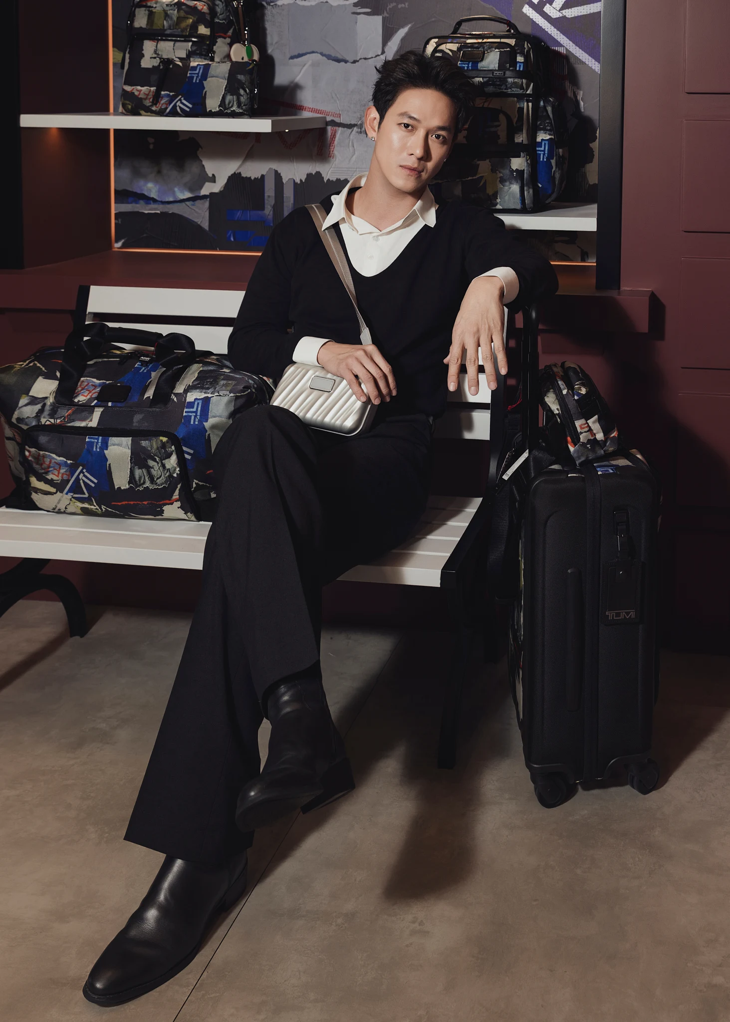 Song Luan x Tumi - Photo 05